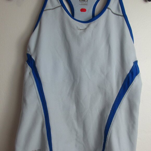 A+ Nike Fit Dry Activewear Top Women Medium Gray Blue Mesh Swoosh Logo Racerback - Picture 4 of 15